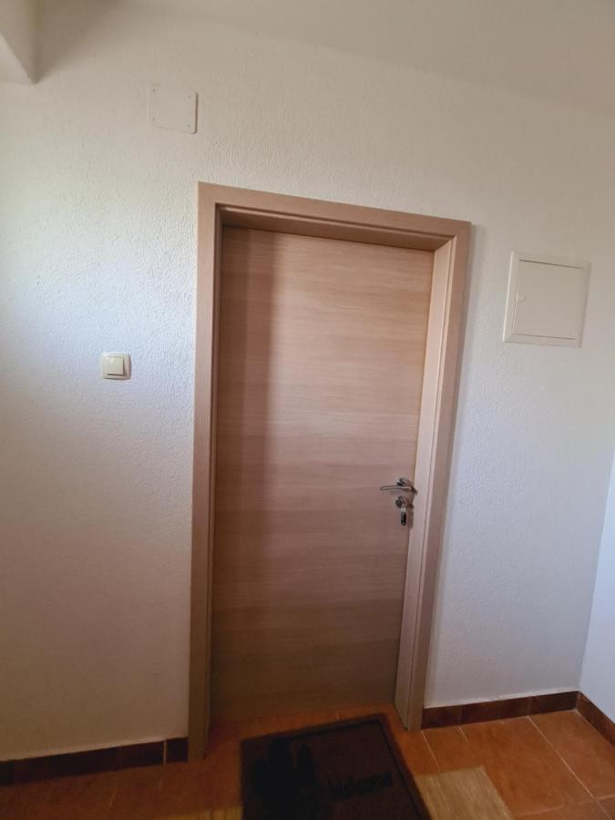 Apartmani Luka 크리크베니카 외부 사진